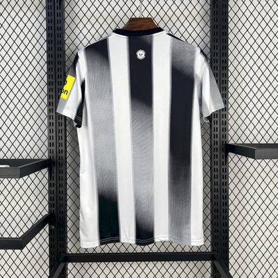 Maillot Newcastle Domicile 25/26